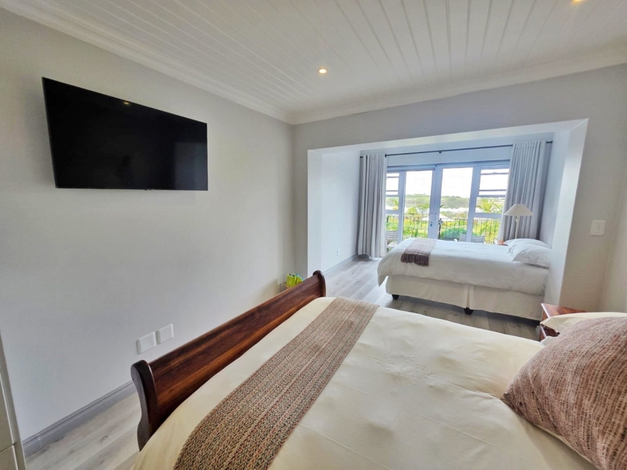 12 Bedroom Property for Sale in Wilderness Central Western Cape